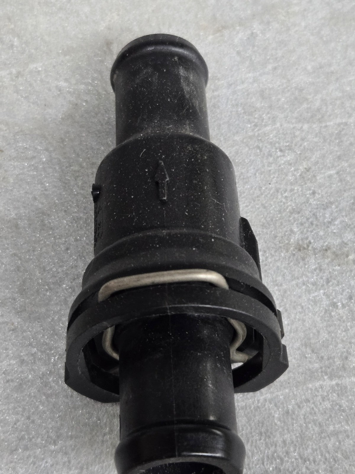 Audi VW Lamborghini Thermostat 8R0121113 1K0121113A 4E0121113 1K0121087R OEM