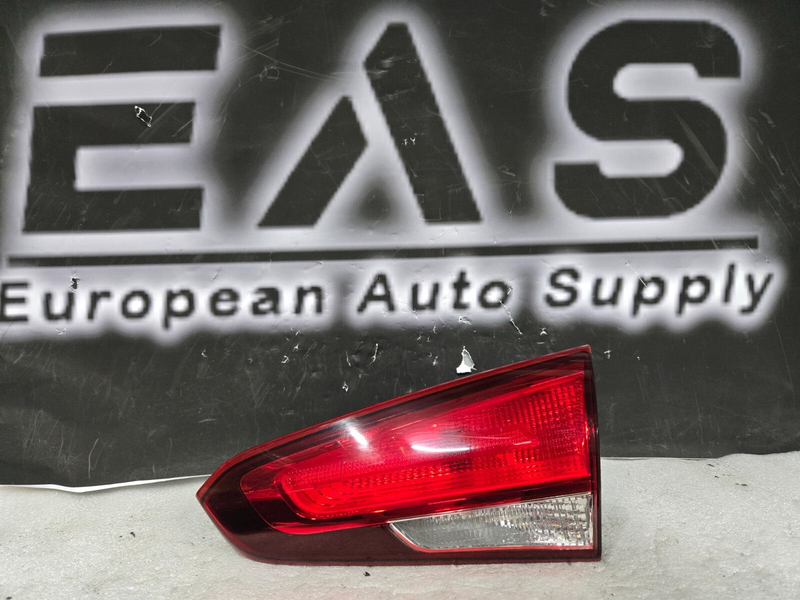 2017-2018 Kia Forte Halogen Tail Light Inner Right RH Passenger OEM 92404-B0