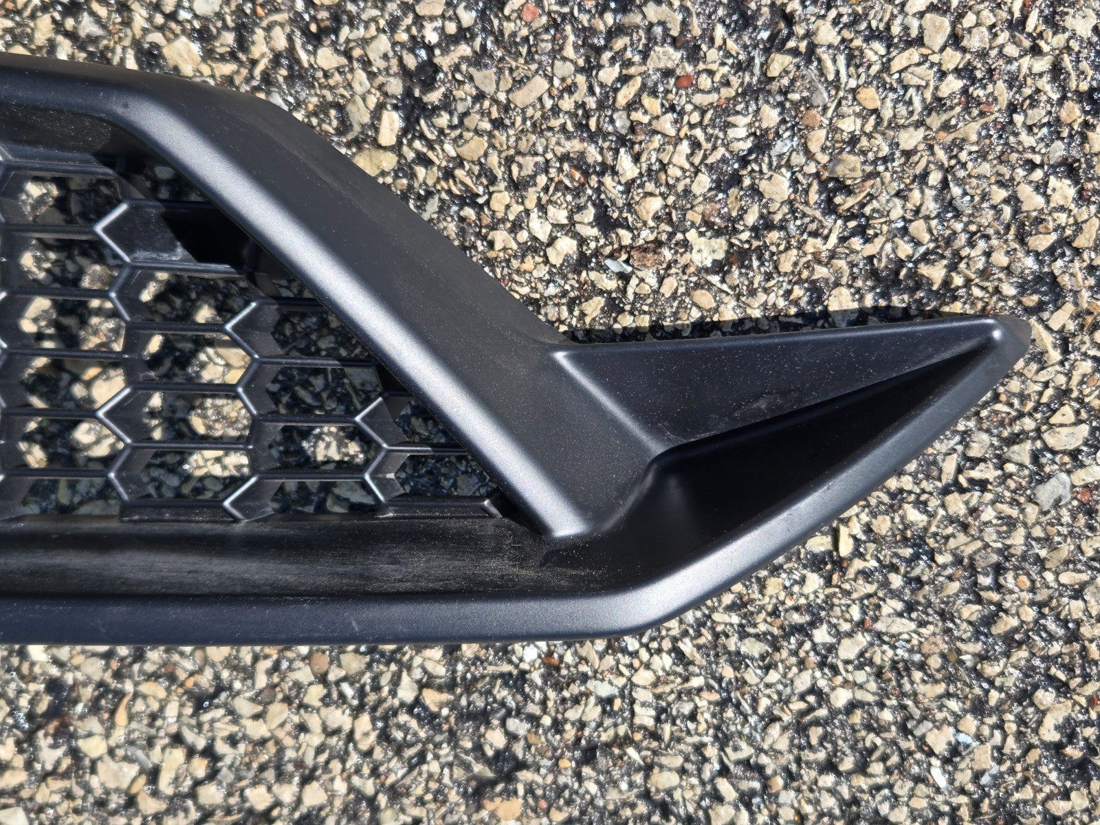 2018-2020 Lamborghini Huracan Rear Right RH Bumper Vent Grille OEM 4T0807676