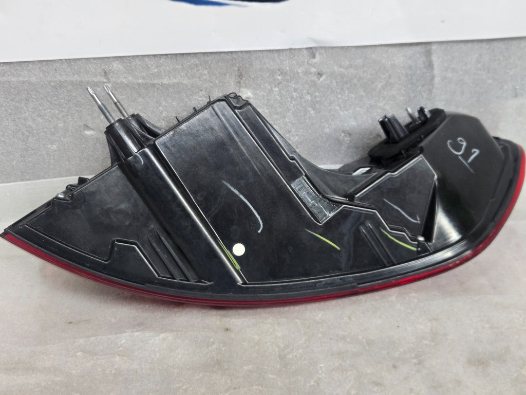 2019-2023 BMW X4 G02 REAR LH LEFT DRIVER SIDE OUTER QUARTER TAIL LIGHT LAMP OEM