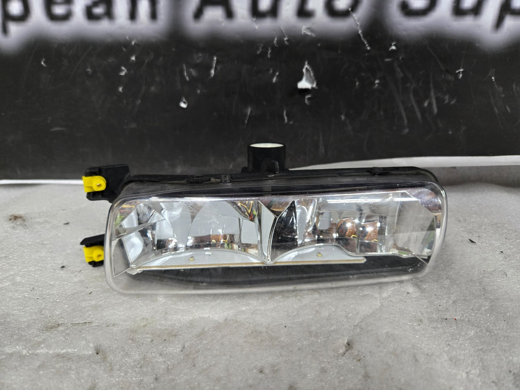2014-2017 Land Rover Range Rover Sport L494 Left LH Driver Side Fog Light OEM