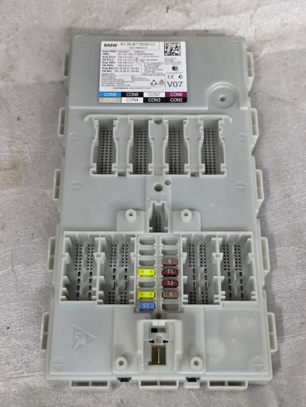 2019 BMW X3 BODY CONTROL MODULE FUSE BOX BDC UNIT OEM 8779032