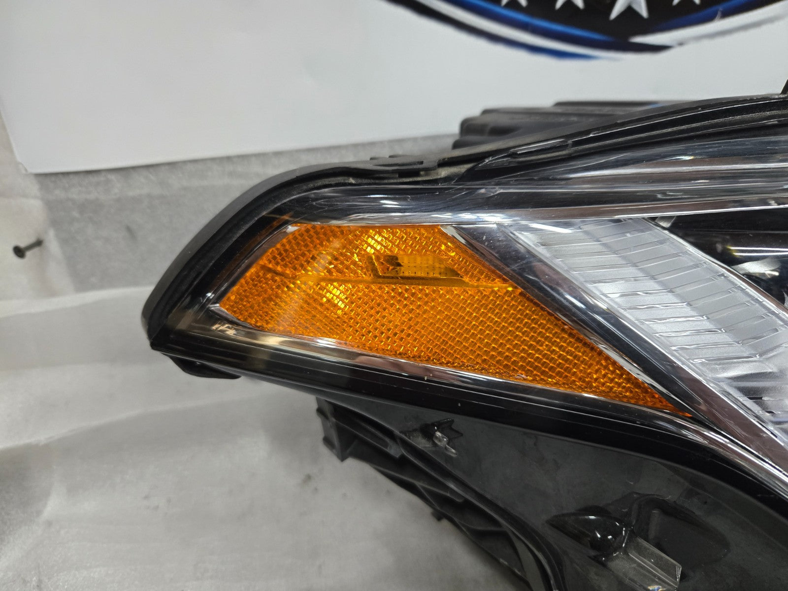 2016 - 2023 Volvo XC90 Right RH Passenger LED Headlight OEM 32338947 w/ Modules
