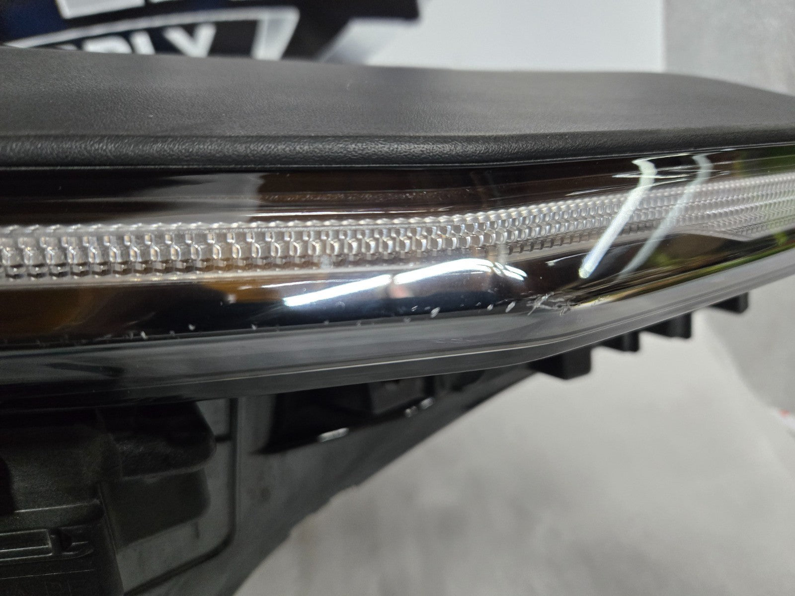2024 2025 2026 Kia Sorento LED Projector Headlight Right RH OEM 92102-R5600
