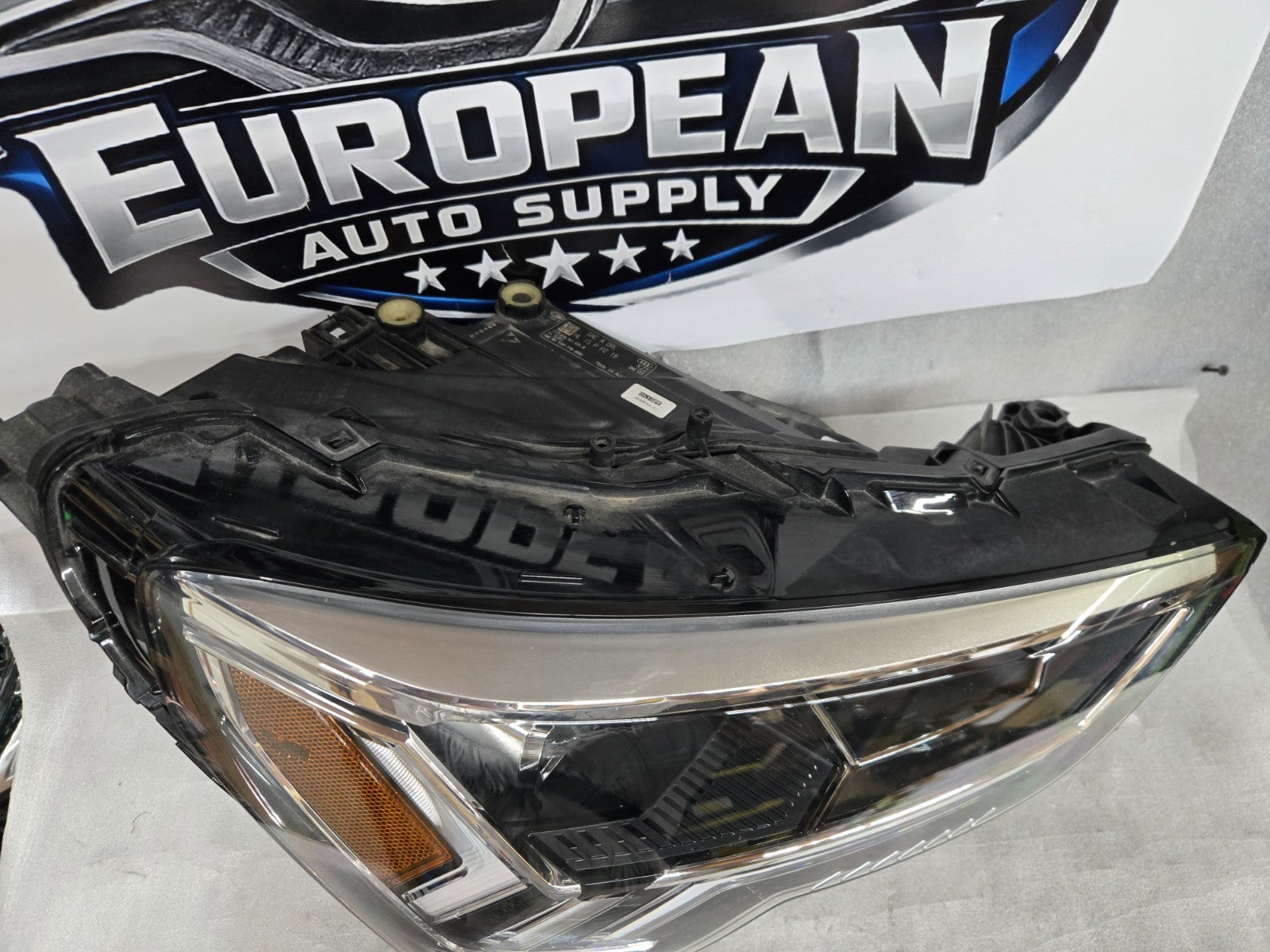 2019-2024 Audi Q3 Right RH Passenger LED Matrix Headlight OEM 83A941034B