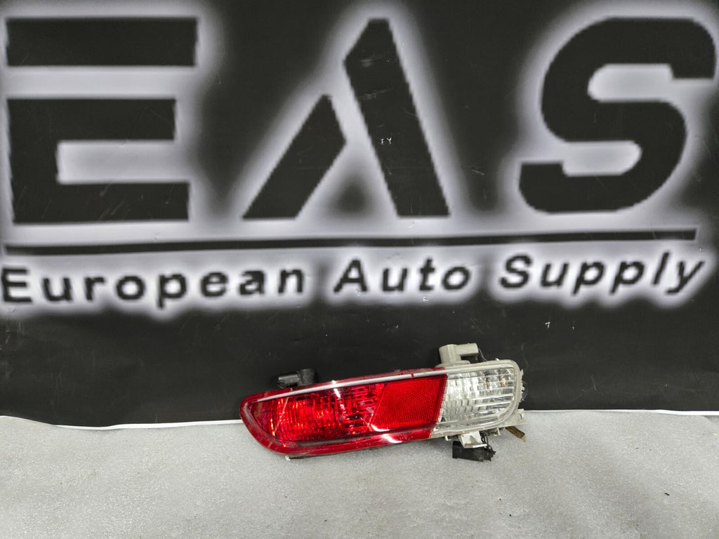 2004-2007 BMW 645ci Rear Bumper Tail Light Right Passenger OEM 63217165816