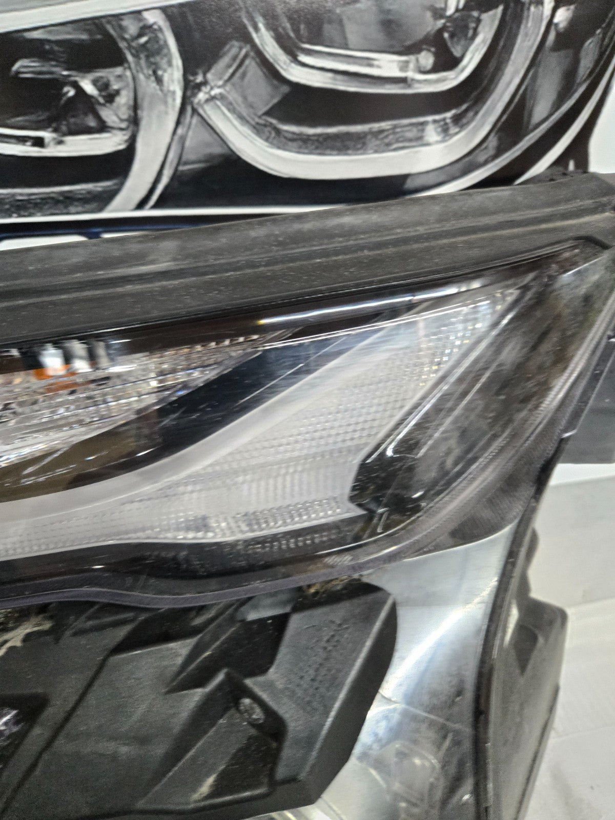 2021 - 2023 Chevrolet Trailblazer Left Halogen/LED Headlight 42827953 OEM
