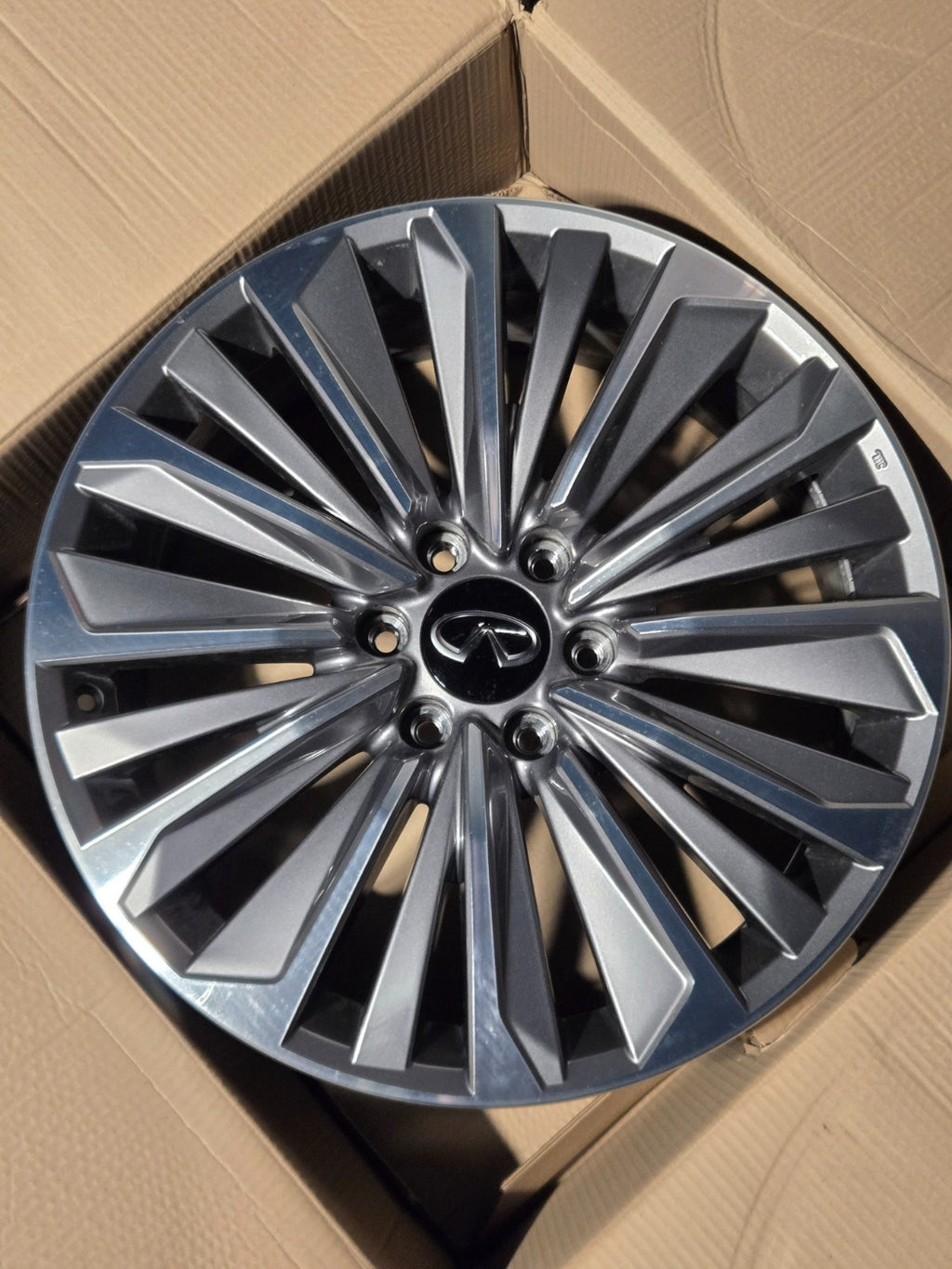 Infiniti QX80 4030S-IP228B IP 22X8 BLACK MONOGRAM WHEEL RIM OEM