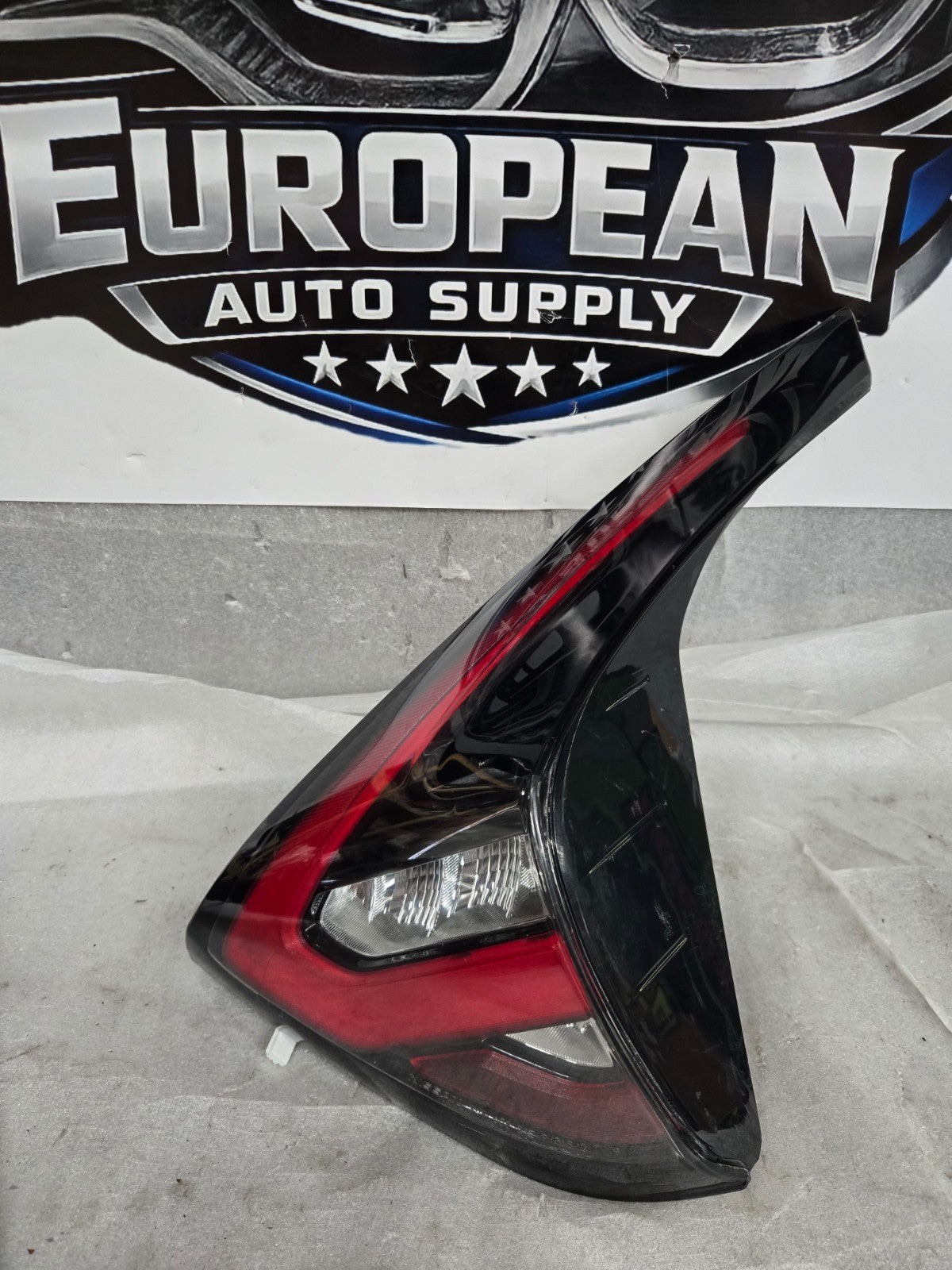 2019-2022 NISSAN MURANO LED TAIL LIGHT LIFT GATE MOUNTED RIGHT RH PASSENGER OEM