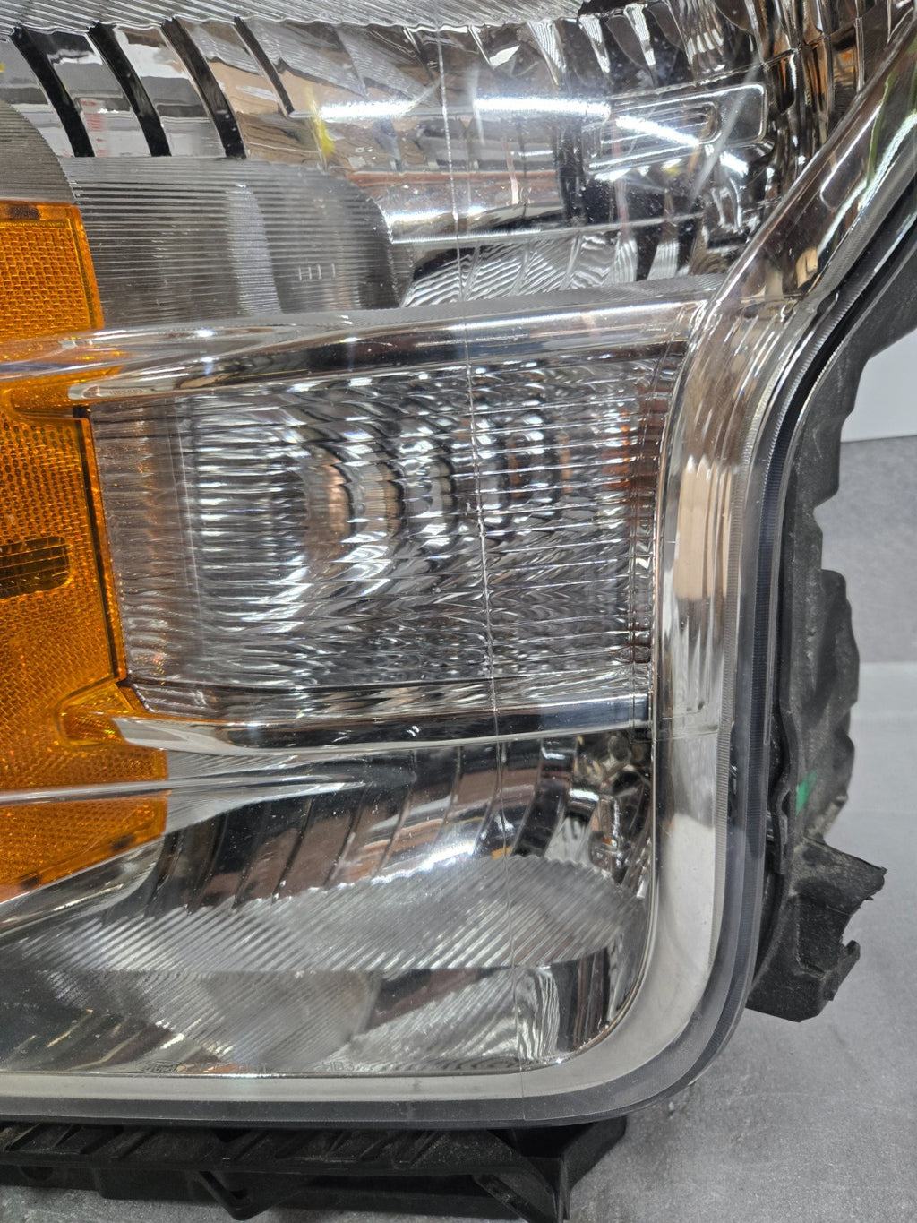 2018-2020 Ford F150 Halogen Left Driver Side Headlight OEM JL34-13006-AK