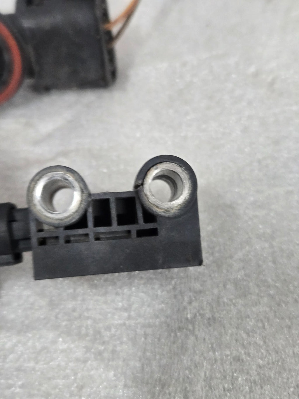2008 Mini Cooper CRASH IMPACT SENSOR FRONT LEFT LH DRIVER 4390483-11 w/ Cable