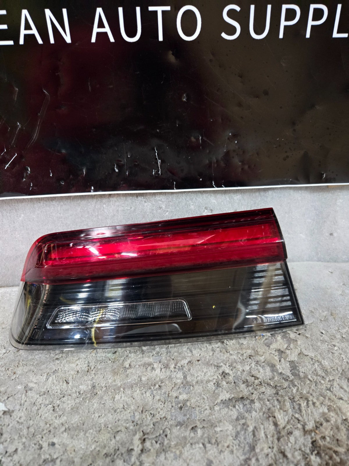 2021-2025 BMW M3 G80 LEFT DRIVER SIDE REAR INNER TAILLIGHT H7742045509 OEM