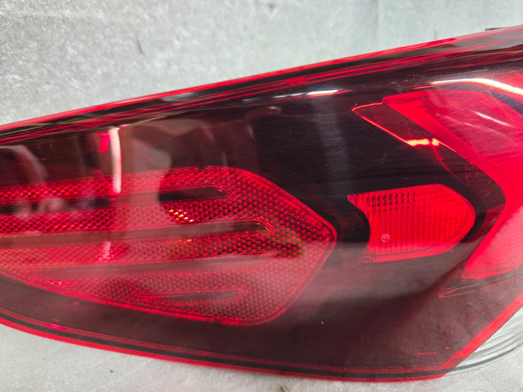 2018 2019 Hyundai Sonata Drivers Left Side Rear Tail Light Lamp OEM 92401-C2
