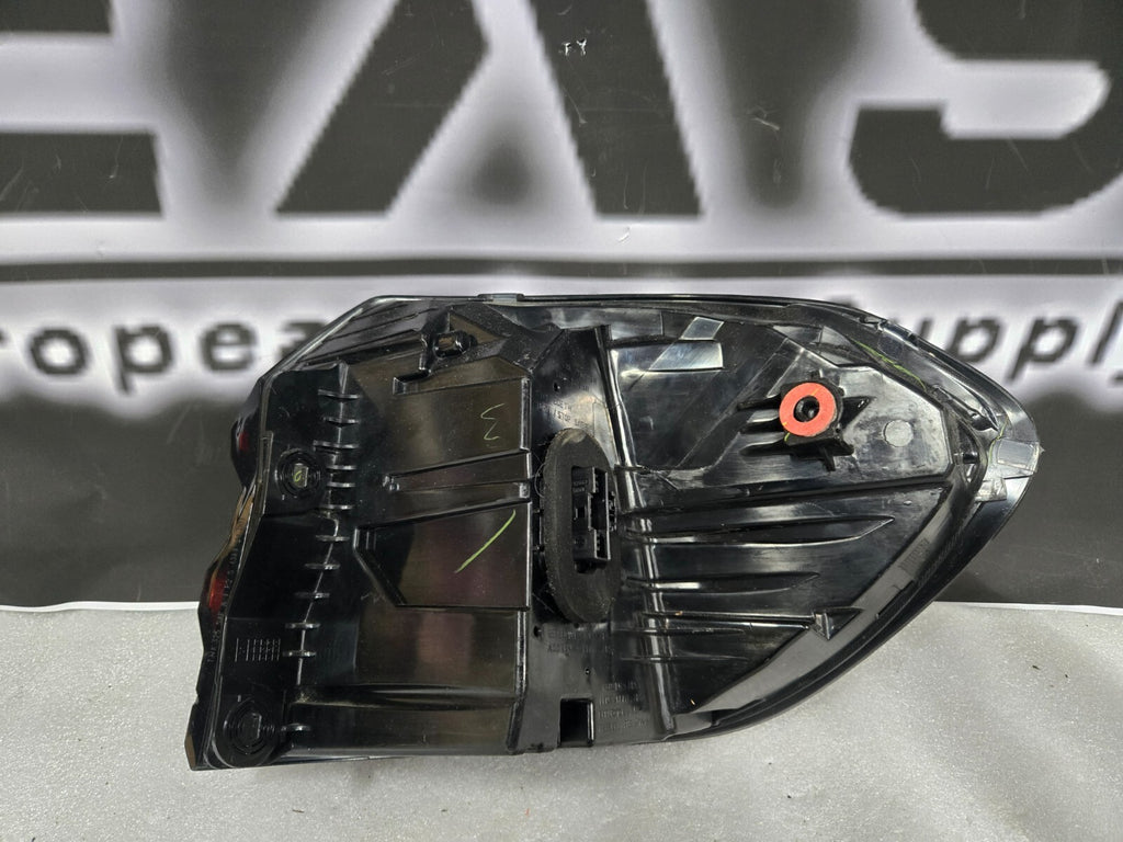 2022-23 BMW X3 G01 REAR LEFT TAIL LIGHT TURN BRAKE STOP LED LAMP TAILLIGHT OEM