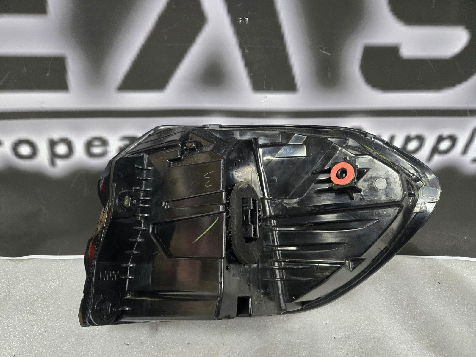 2022-23 BMW X3 G01 REAR LEFT TAIL LIGHT TURN BRAKE STOP LED LAMP TAILLIGHT OEM