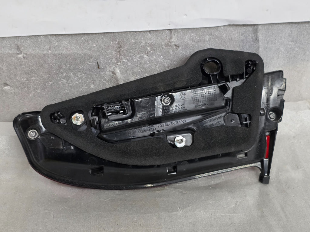 20-22 BMW 7 G11 G12 740 750 M760 ALPINA B7 TAIL LIGHT TRUNK LID DRIVER LEFT OEM