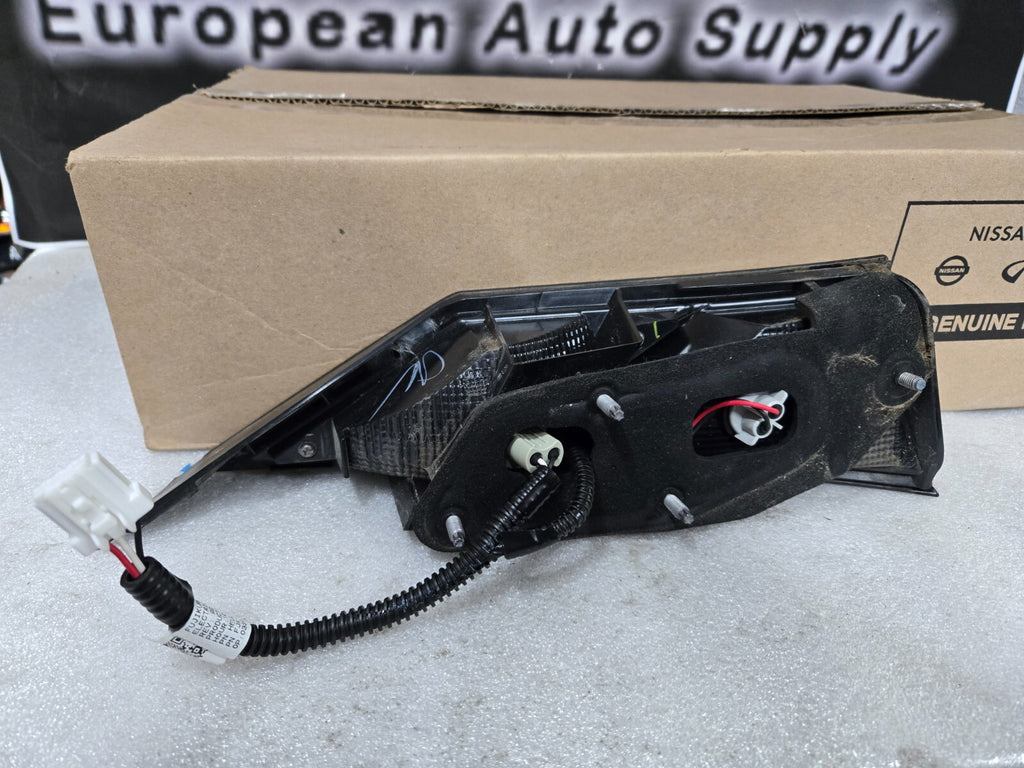 2020-2022 Nissan Sentra Back Up Light Right Rear Inner Tail Lamp 26550-6LB5A OEM