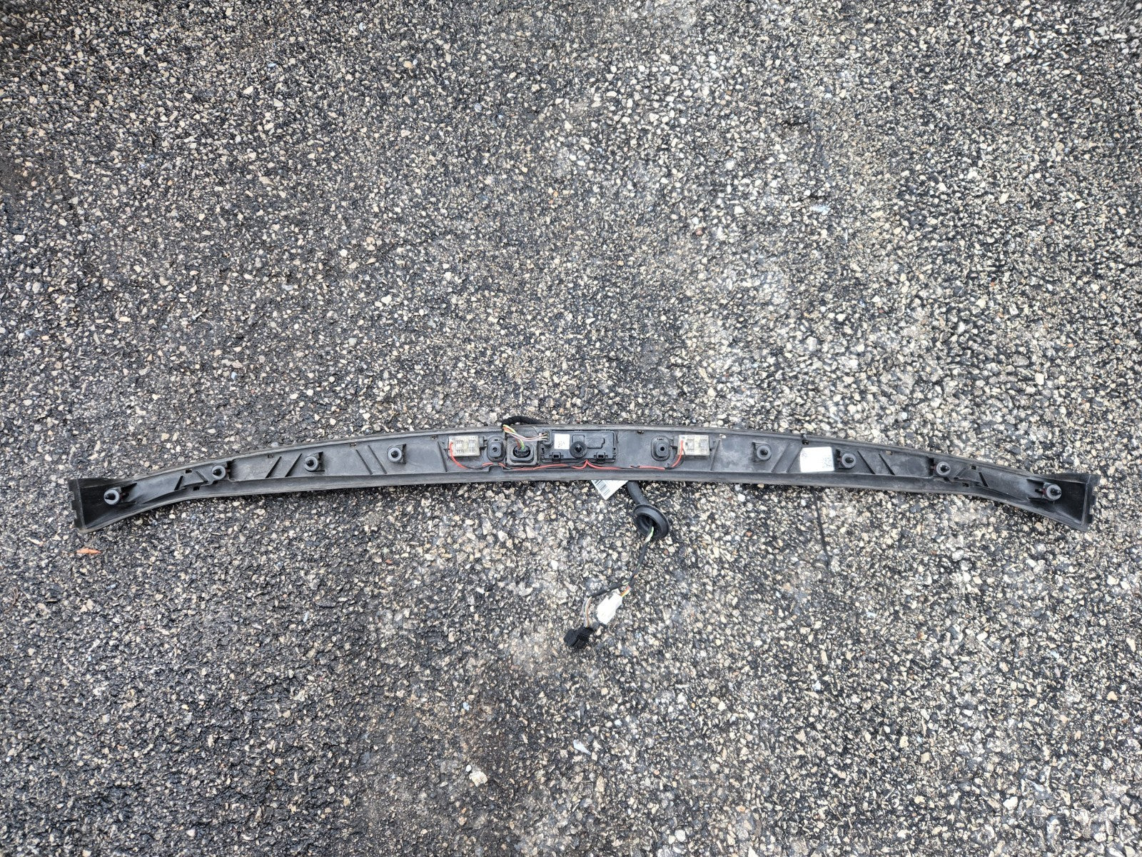2025-26 BMW X3 M50 Liftgate Trunk Lid Applique Trim License Light W/ Camera OEM
