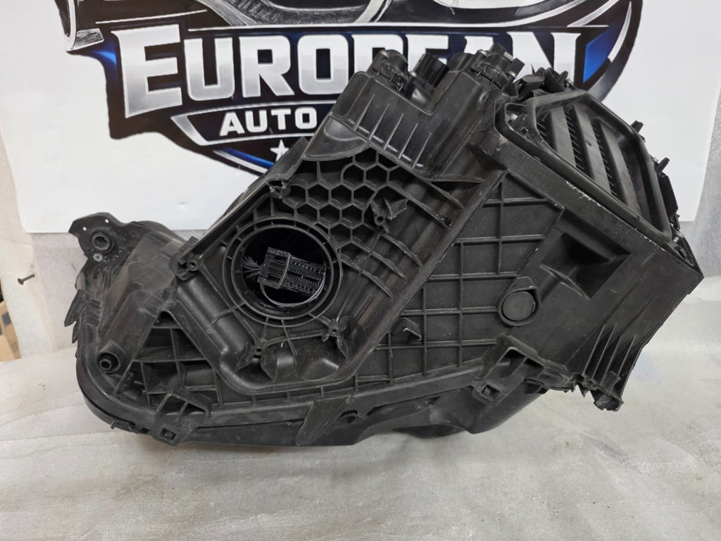 2019-2024 Audi Q3 Right RH Passenger LED Matrix Headlight OEM 83A941034B