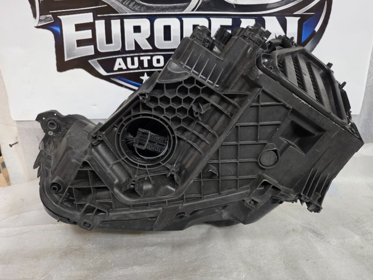 2019-2024 Audi Q3 Right RH Passenger LED Matrix Headlight OEM 83A941034B