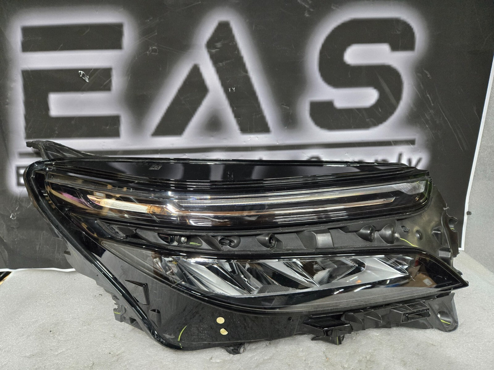 2022-2024 CHEVROLET EQUINOX RIGHT PASSENGER SIDE HEADLIGHT OEM 85538067