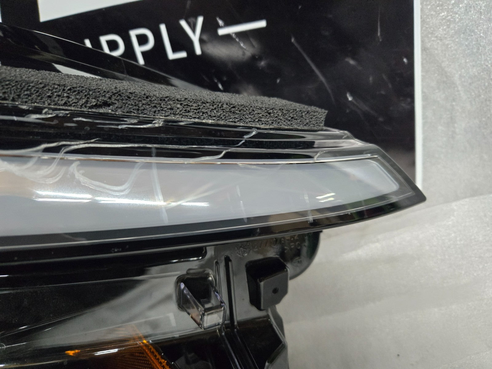 2025-2026 Tesla Model Y Juniper Right RH Passenger LED Headlight OEM 191834800E