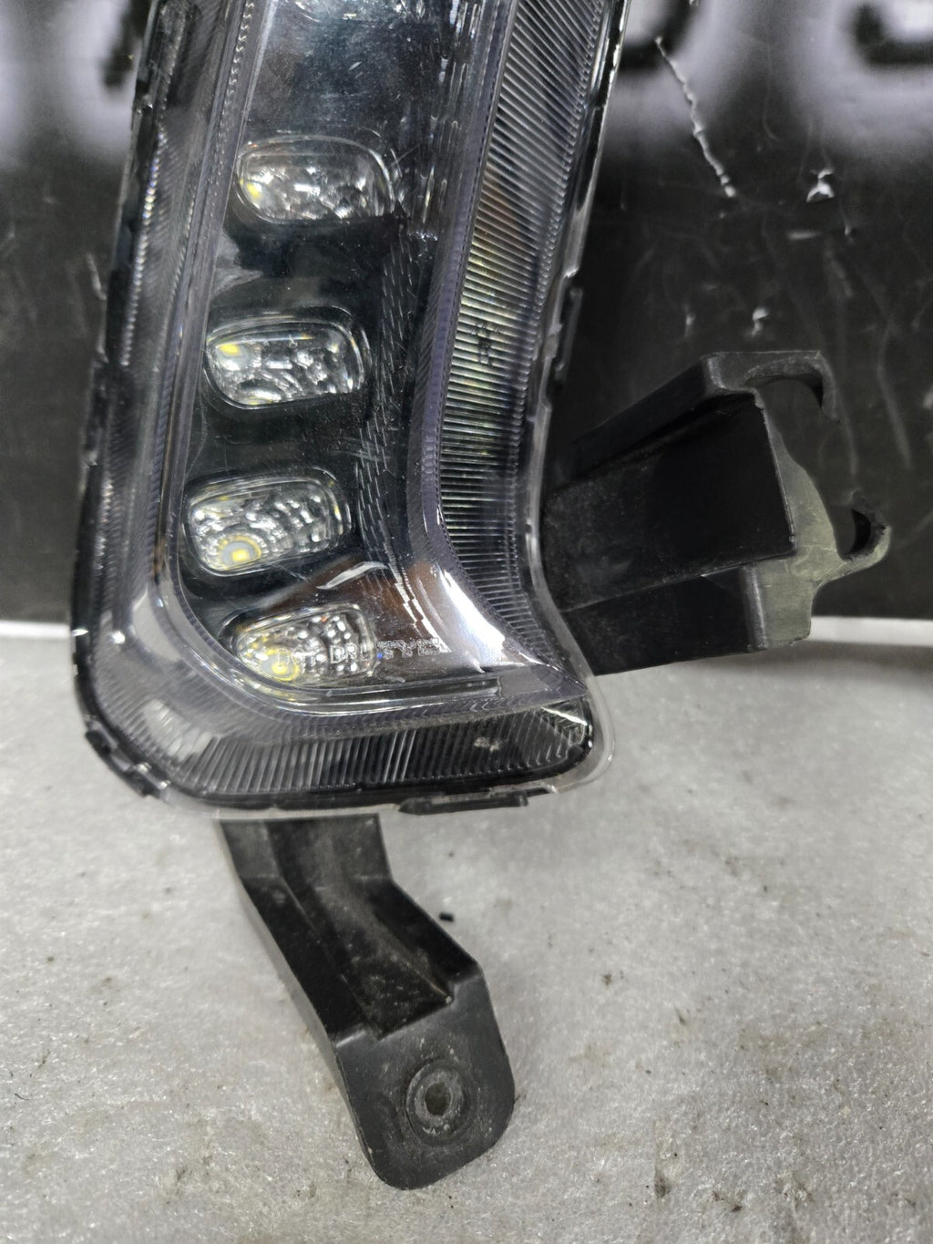 2017 2018 Hyundai Elantra DRL Foglight LED Right Passenger 92208-F2100 OEM