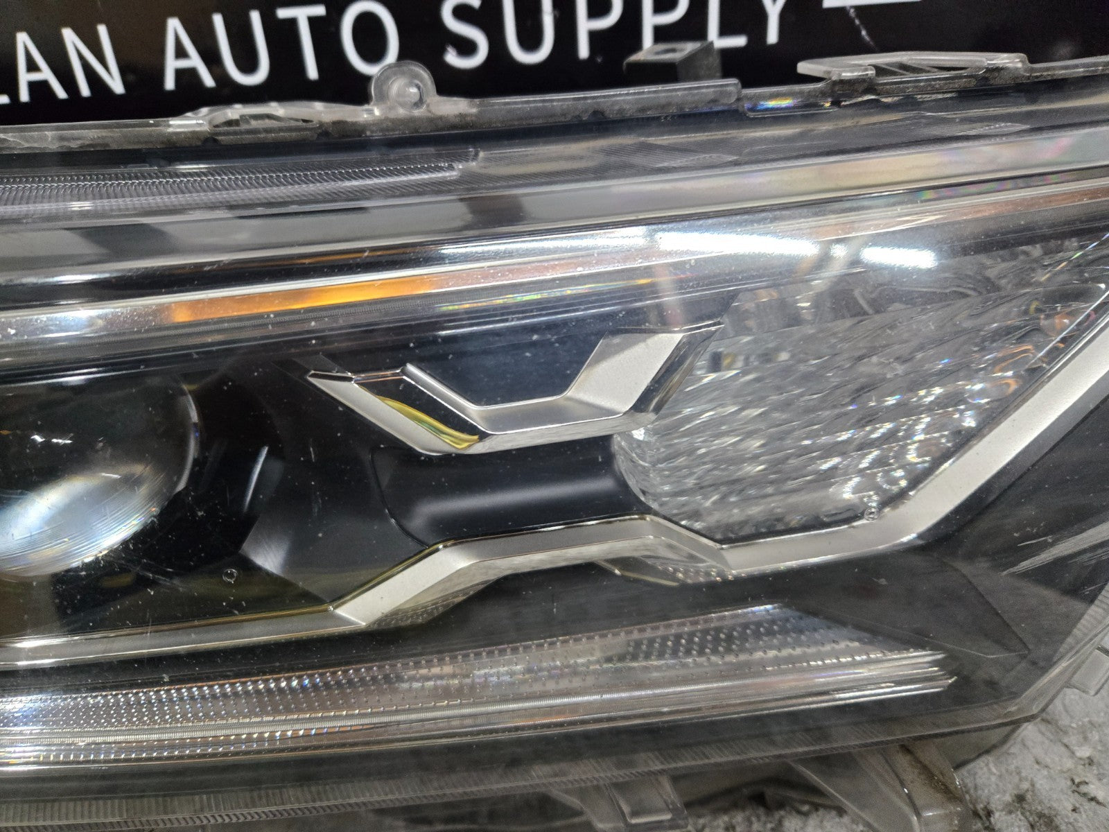 2019-2021 TOYOTA RAV4 RIGHT PASSENGER RH HEADLIGHT ASSY OEM PART# 81110-0R160
