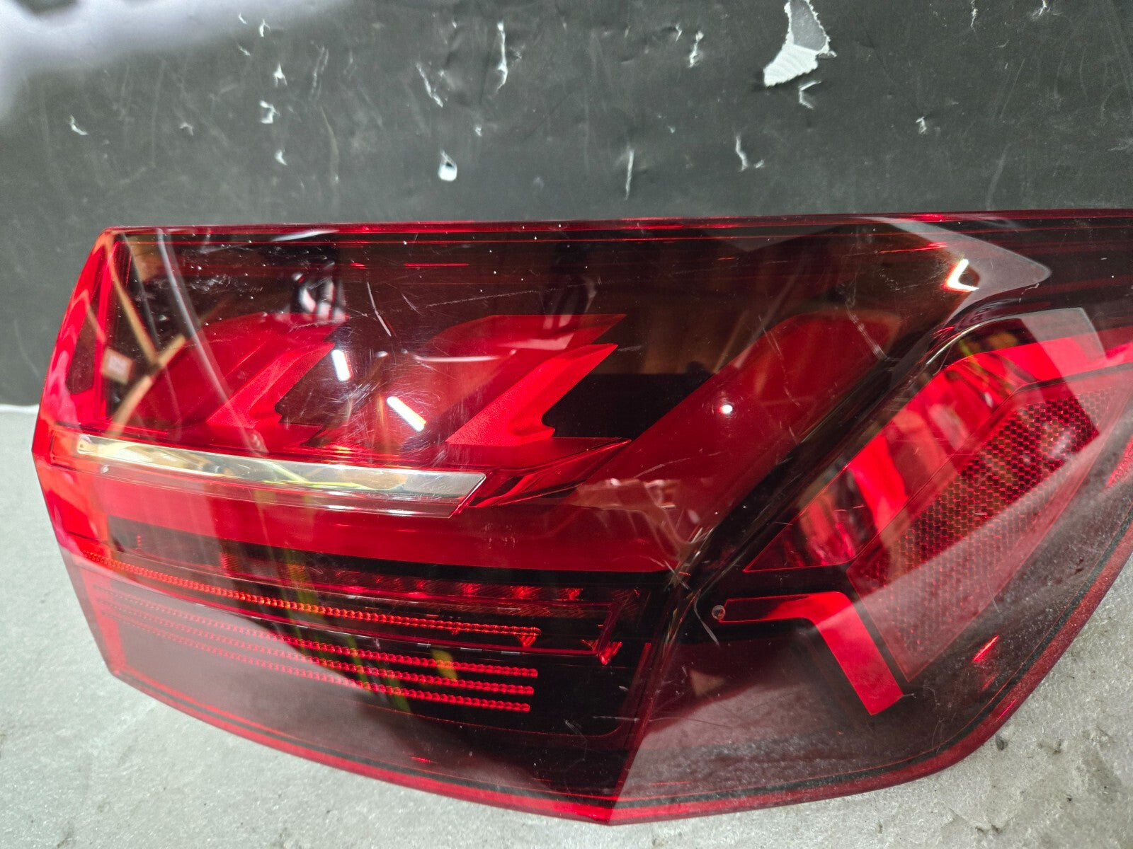 2020-2023 Audi Allroad Quattro Passenger Right RH LED Tail Light OEM 8W9945092AD