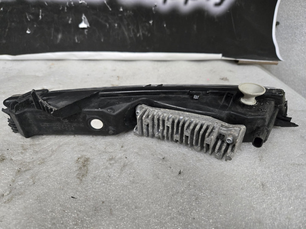2017 2018 2019 Jaguar F Pace Range Rover Velar Passenger Right HK8315200BD OEM