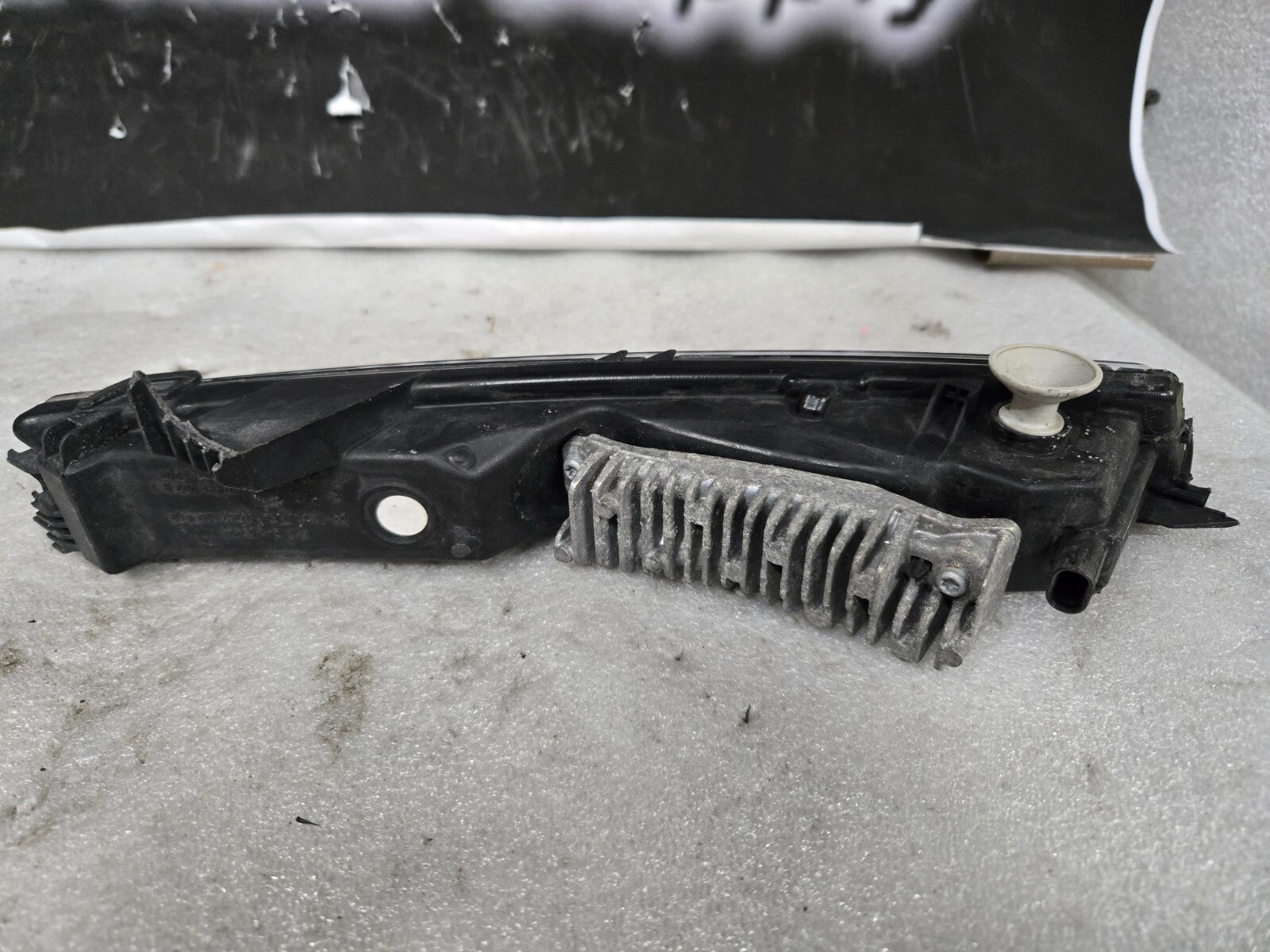 2017 2018 2019 Jaguar F Pace Range Rover Velar Passenger Right HK8315200BD OEM