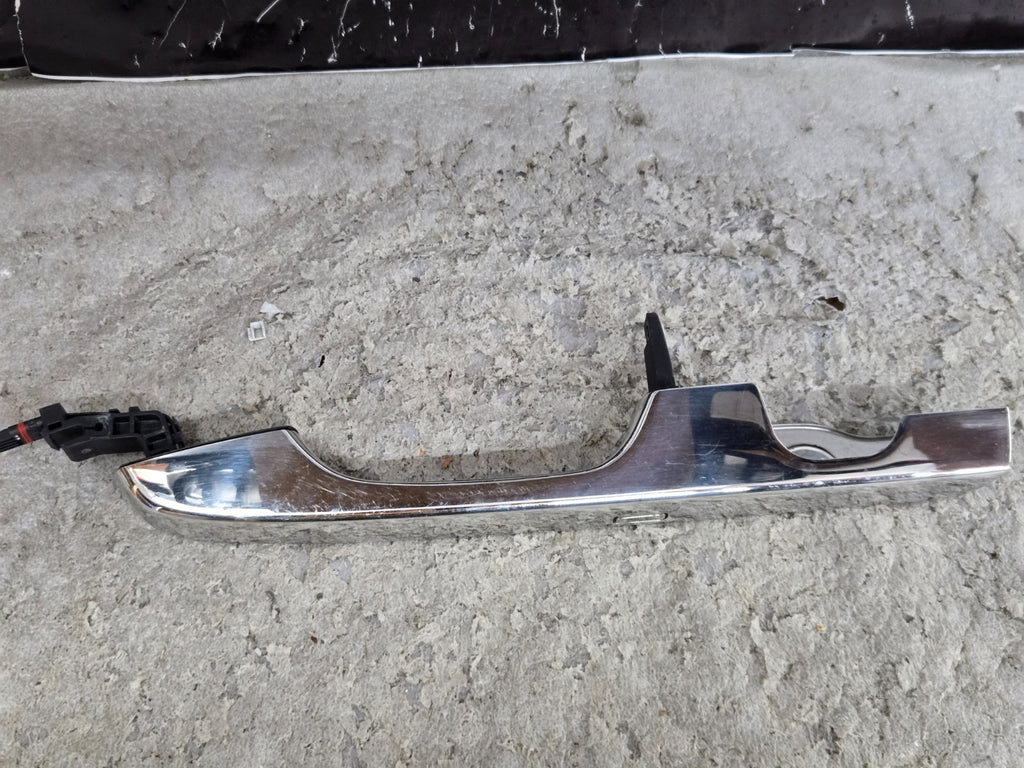 2015-2019 Rolls Royce Wraith Dawn Front Left LH Door Handle 51217348277 OEM RR05