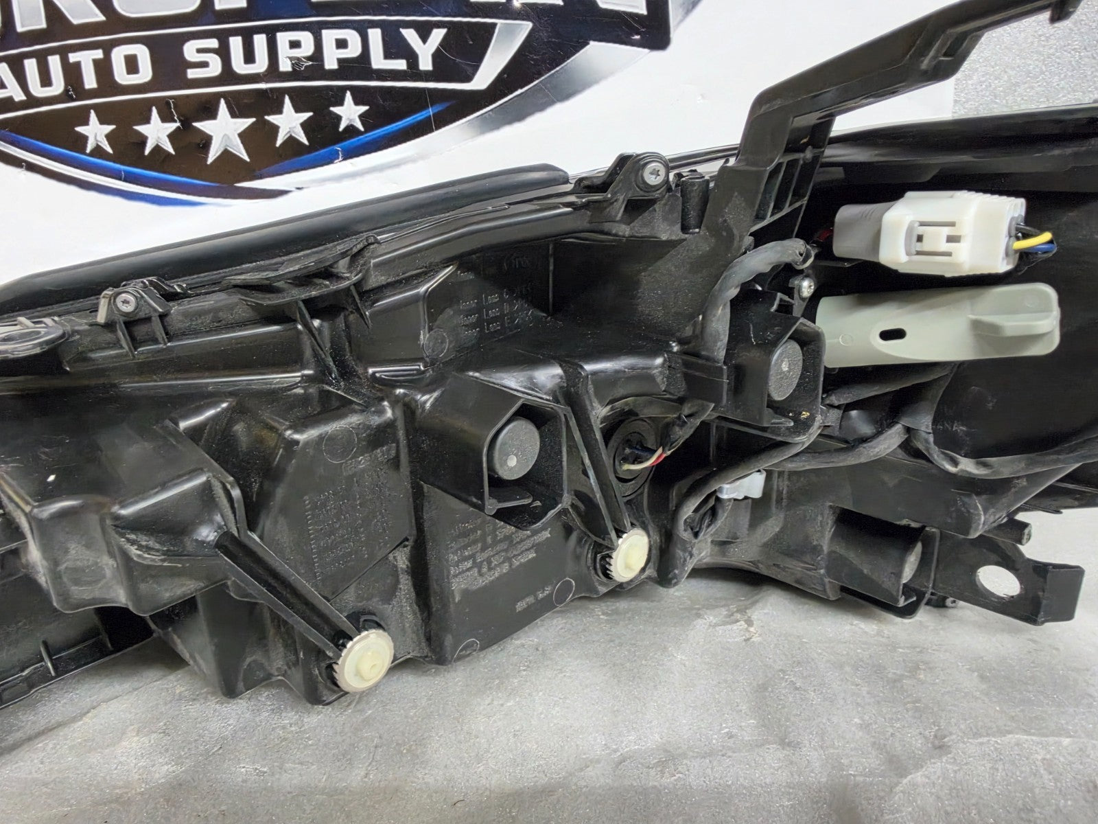 2022-2025 Lexus ES300h ES350 RH Right Passenger LED Headlight Single Beam OEM