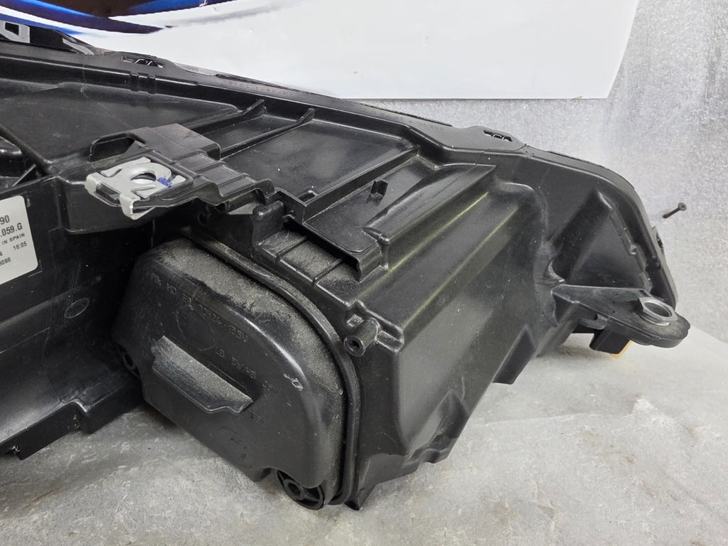 2022-2025 Volkswagen Golf R MK8 Left LH Driver LED Headlight OEM 5H0941059G