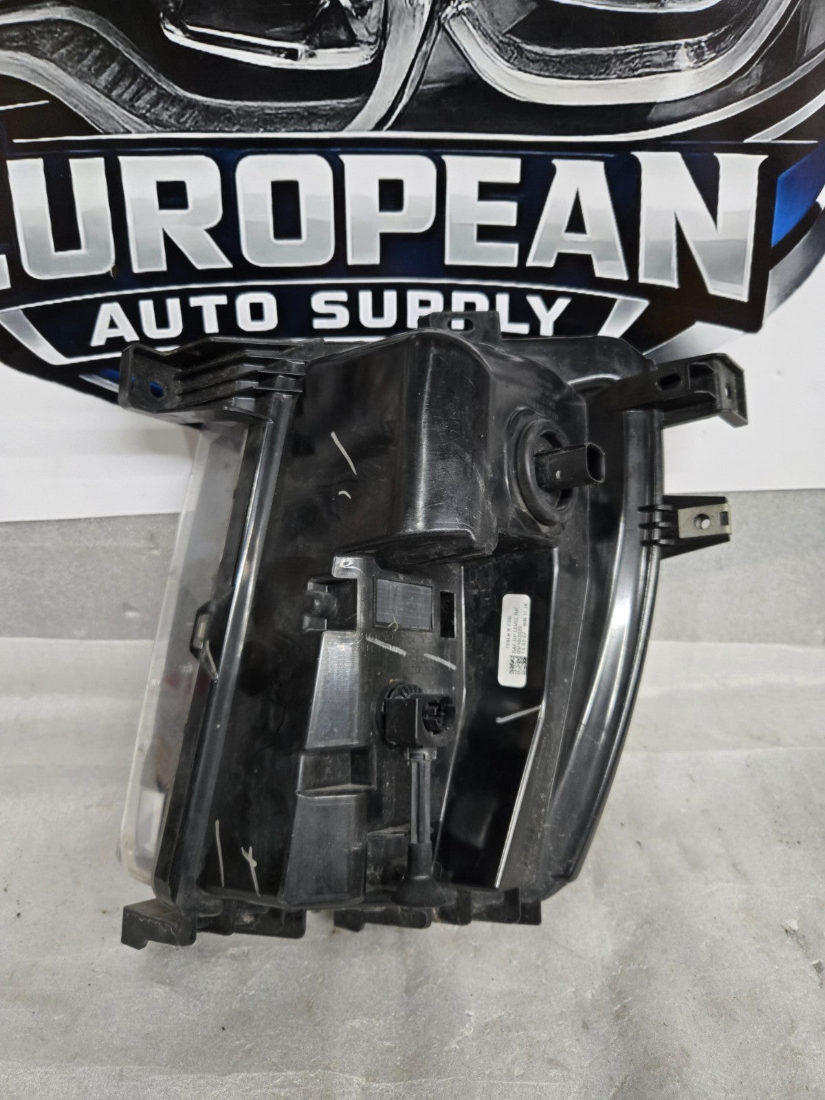 ⭕ 2016-2020 Tesla Model X Front Passenger Side Fog Light Lamp Right 1034327-00-C