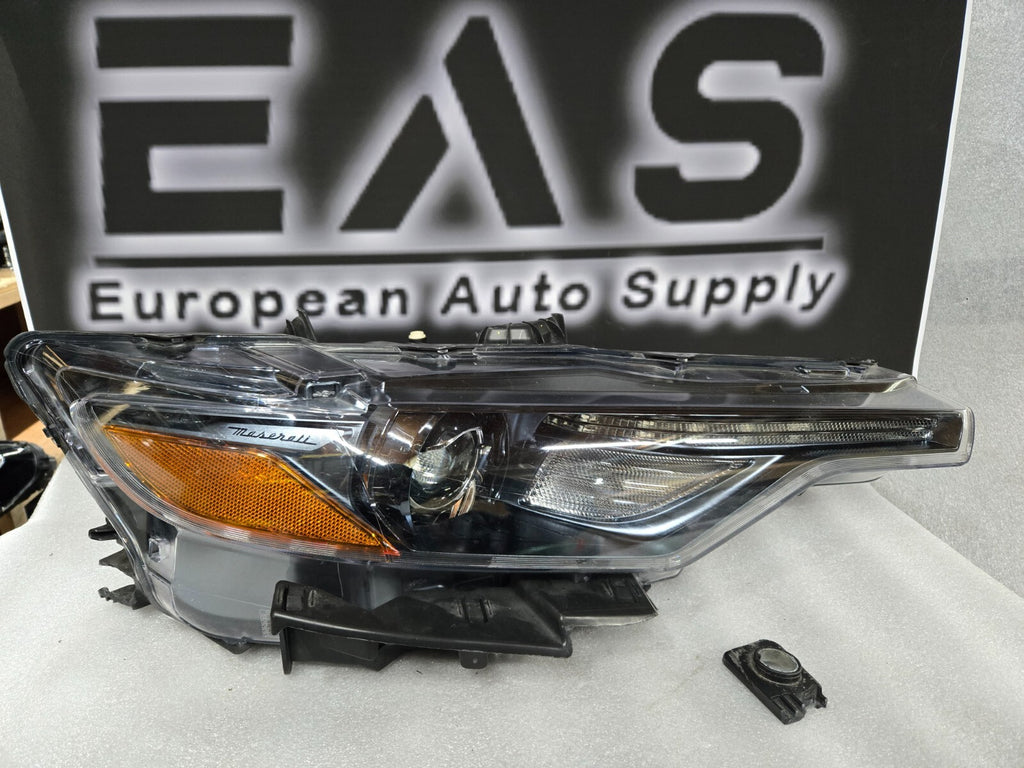 2017-2020 Maserati Levante Right RH Passenger HID Xenon Headlight 670034639 OEM