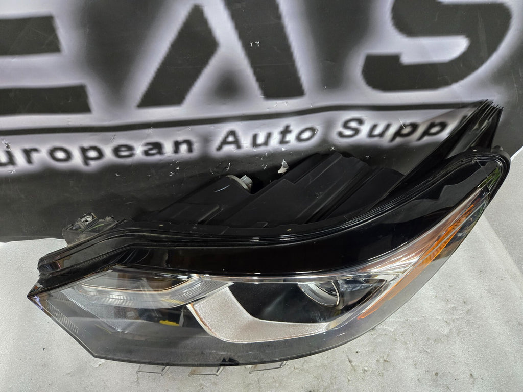 2018 2019 2020 2021 Chevrolet Equinox Headlight Left LH Driver OEM Xenon HID