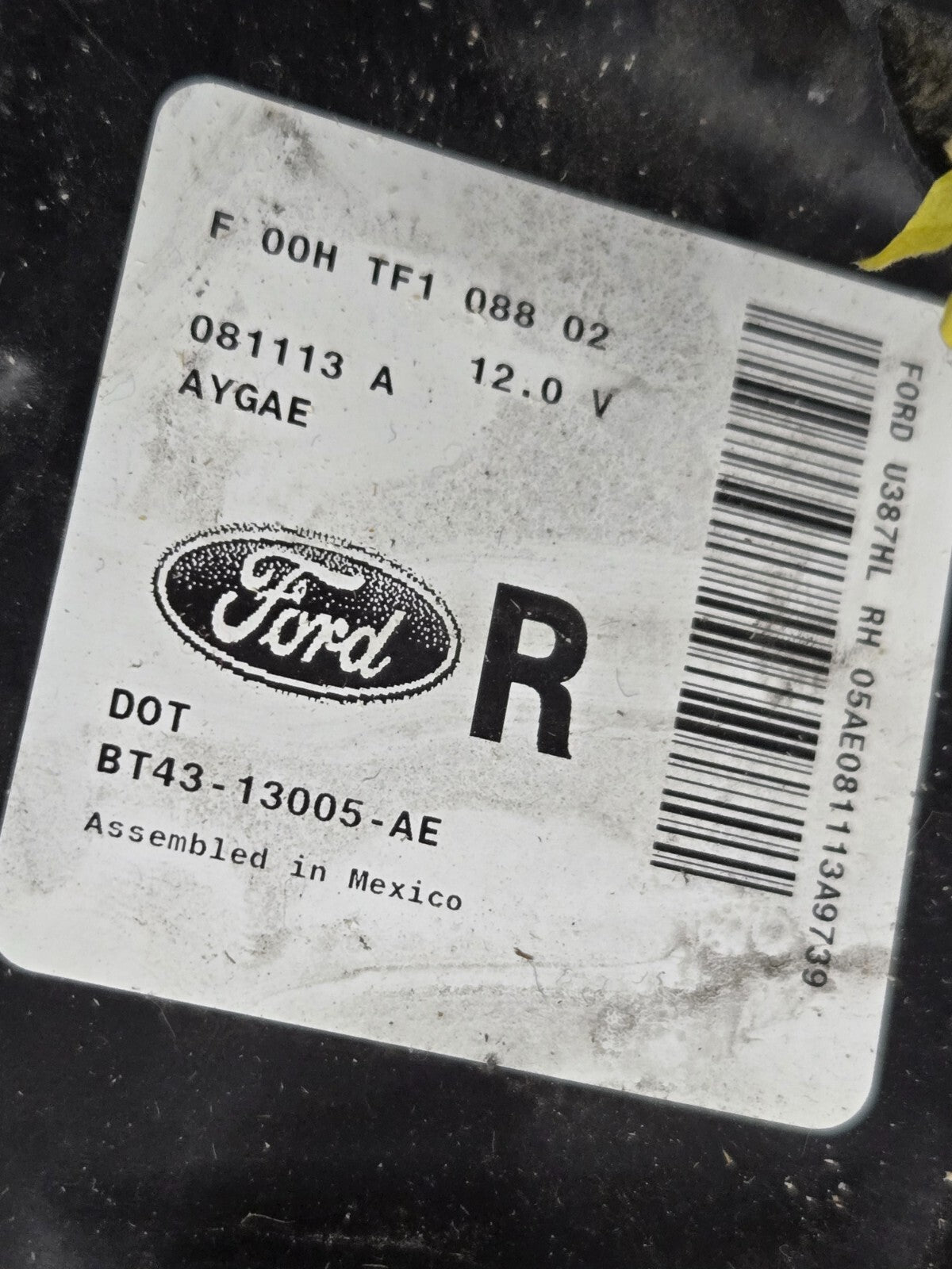 2011-2014 Ford Edge RH Passenger Right Side Halogen Headlight BT43-13005-AE OEM