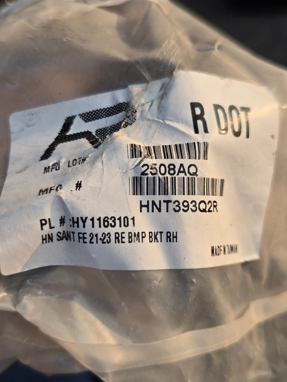 HY1163101 New Replacement Rear Passenger Side Bumper Mounting Bracket CAPA