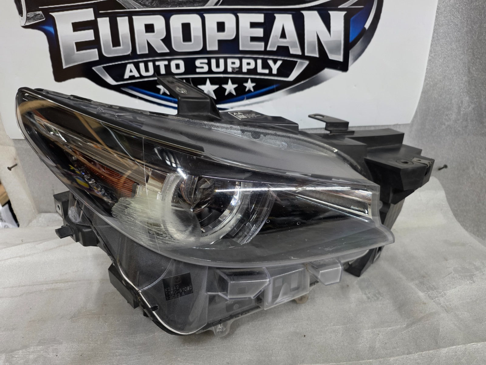 2016-2023 Mazda CX-9 Right RH Passenger Adaptive LED Headlight OEM TM55-51-031C
