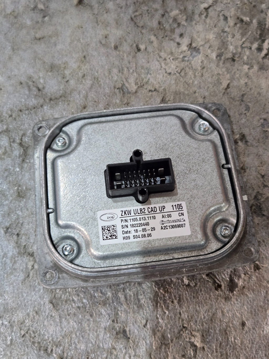 2019-2022 Cadillac XT4 OEM Right Front Headlight Control Module 11050131110