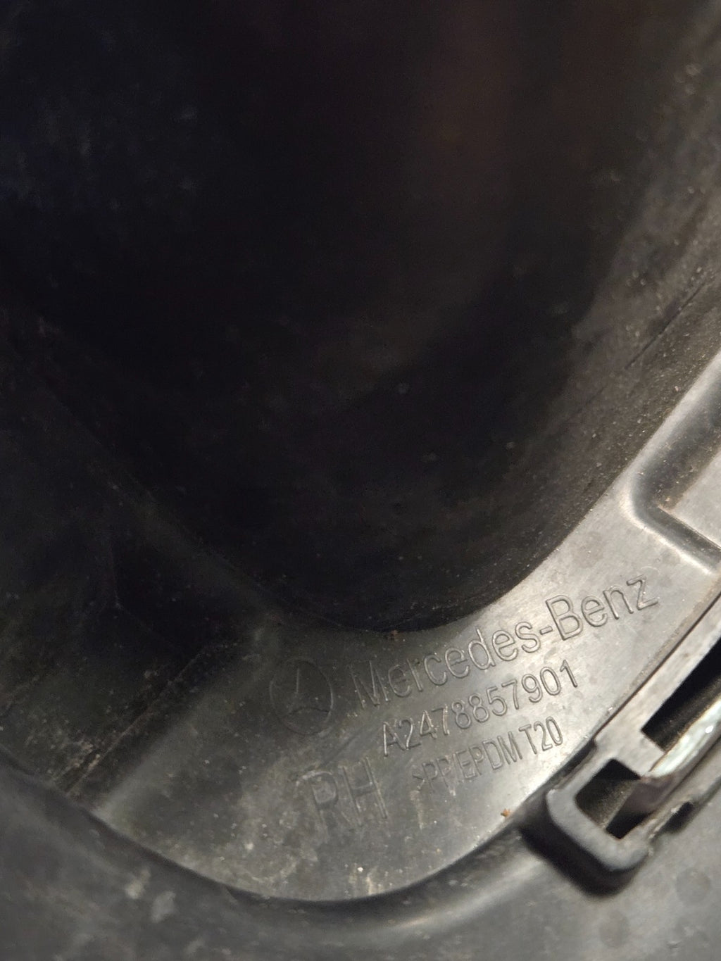 MERCEDES BENZ GLB X247 REAR BUMPER RIGHT RH EXHAUST TIP COVER A2478857901 OEM