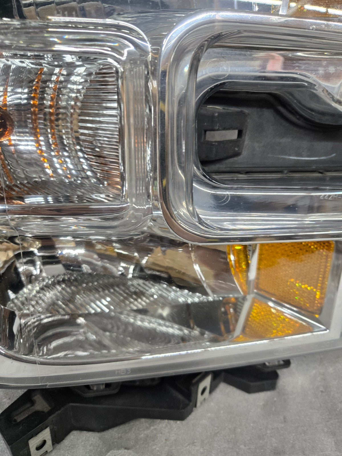 2015-2017 Ford F150 Right RH Passenger Headlight Assembly FL34-13005-AU OEM