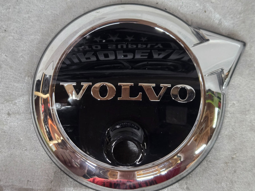 2022-2025 Volvo XC60 Front Grille Radar Compatible Emblem Camera 32337964 OEM