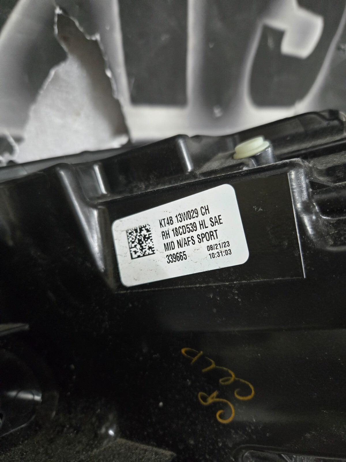 2019-2023 FORD EDGE SPORT BLACK BEZEL RIGHT PASSENGER RH LED HEADLIGHT OEM