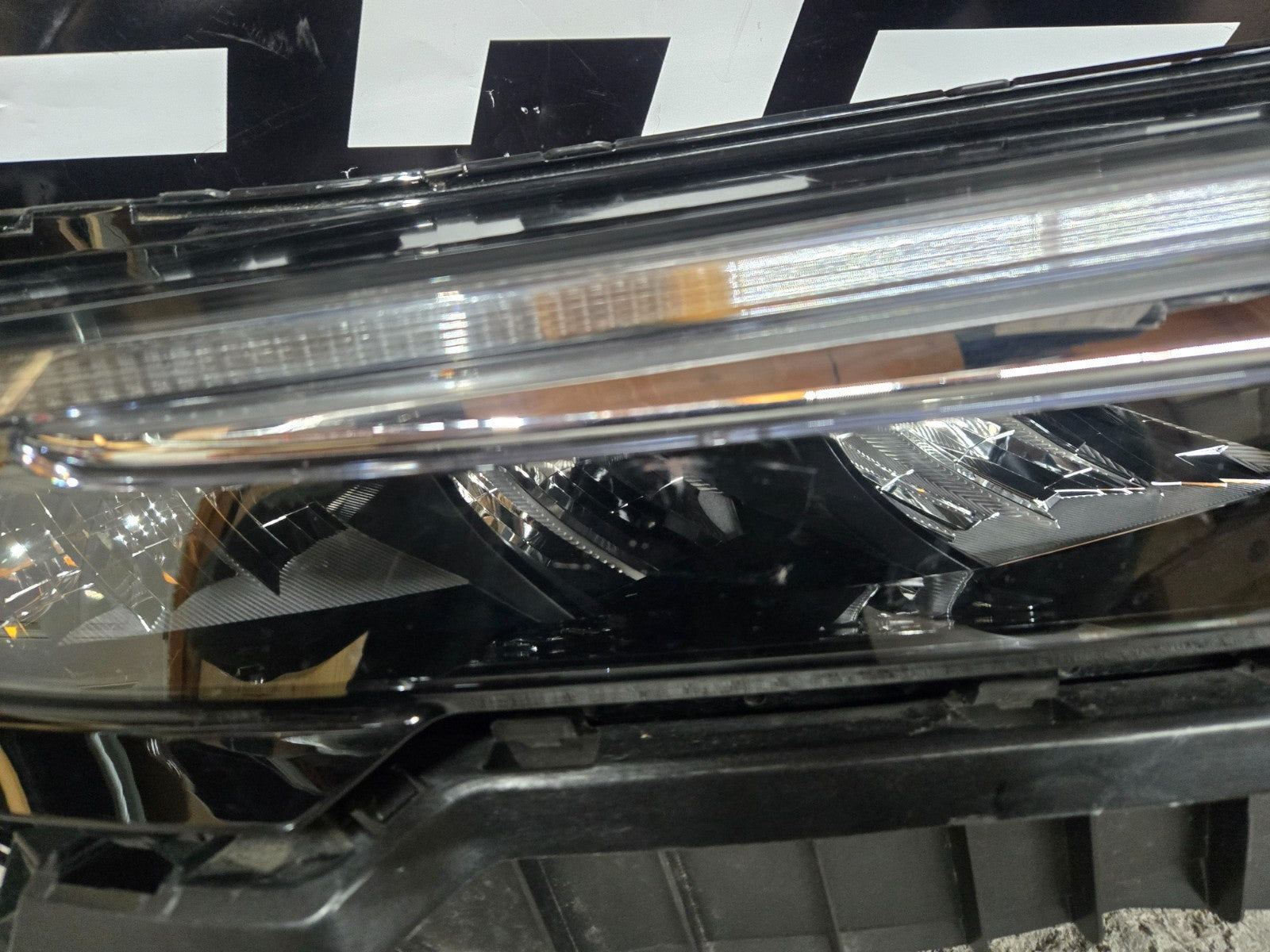2023-2025 Honda CRV Headlight Right RH Passenger Side LED Headlight OEM *Chrome