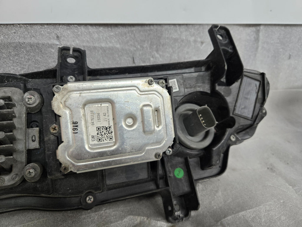 2021-2023 Cadillac CT5 OEM Left Hand Drivers Side Daytime Running Lamp 84761118