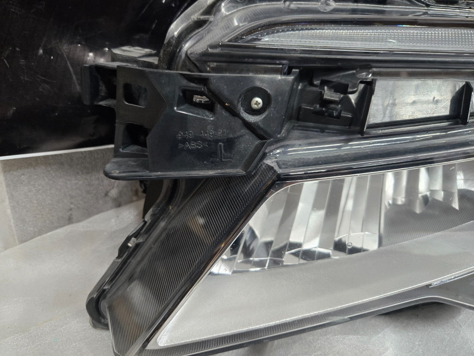2019-2022 Honda Pilot Left LH Drivers Side Full LED Headlight OEM 33150TG7A32