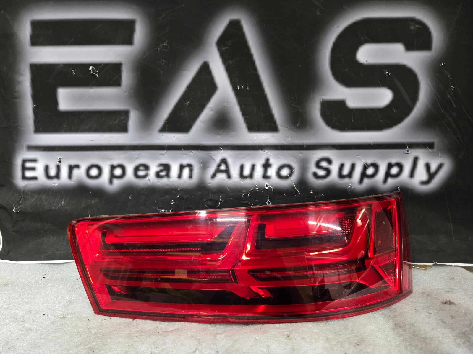 2017 2018 2019 Audi Q7 Tail Light LED RH Rear Right Passenger Side Genuine OEM