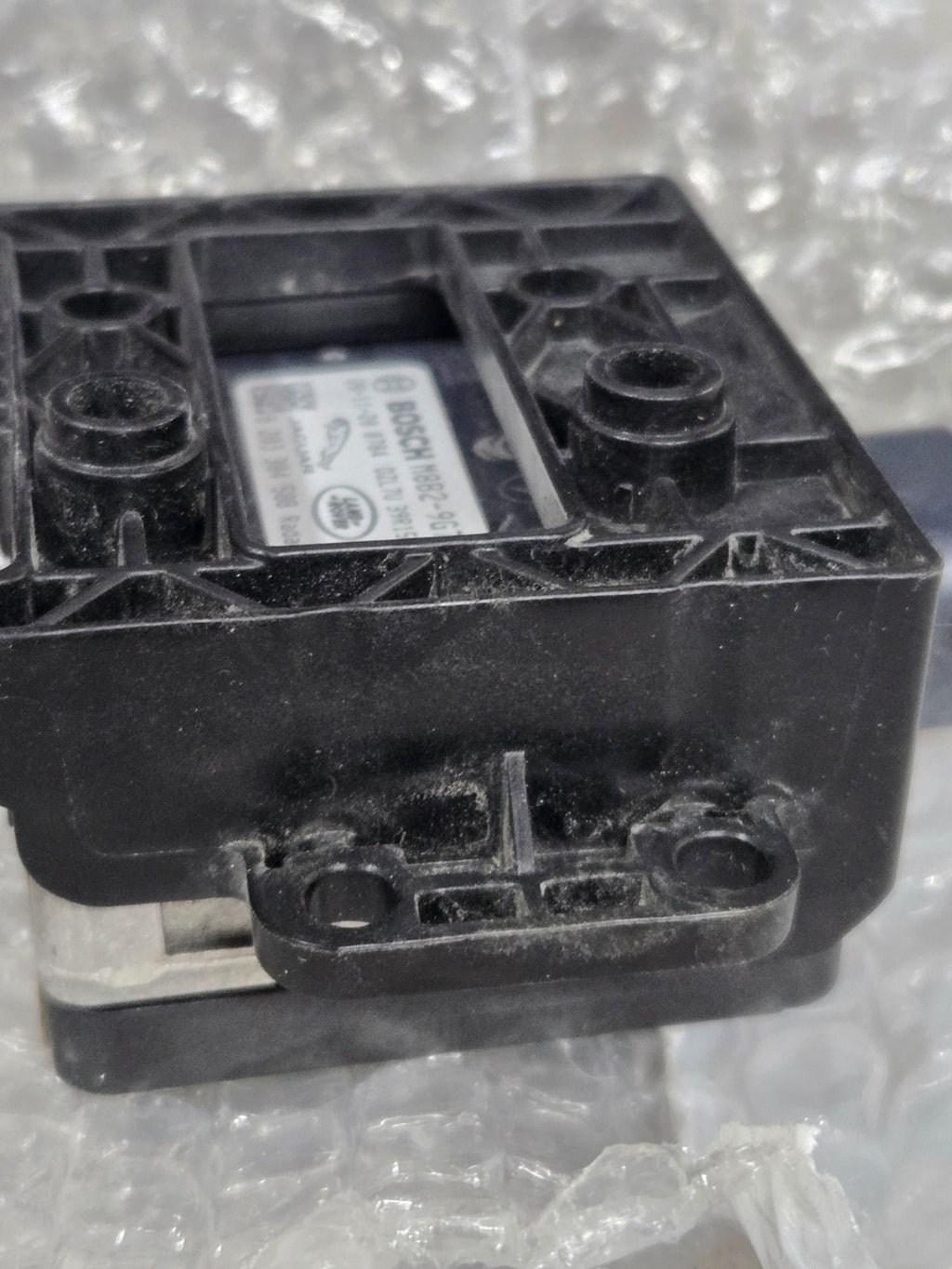 2021-2023 RANGE ROVER DEFENDER CRUISE CONTROL RADAR SENSOR OEM M8B2-9G768-AB